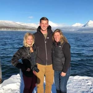 Meet your Posher, Dustin